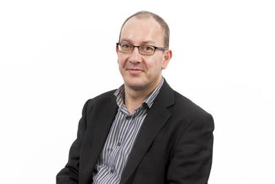 Dr James Cavet